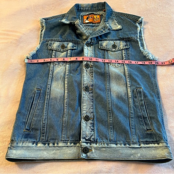 Rolling Paper blue denim distressed button up vest size M frayed edges - Picture 7 of 8